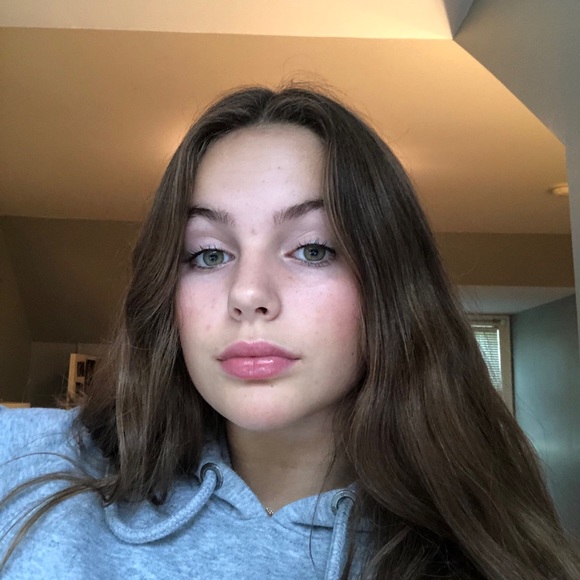 Meet your Posher, Gillian - Picture 3 of 4